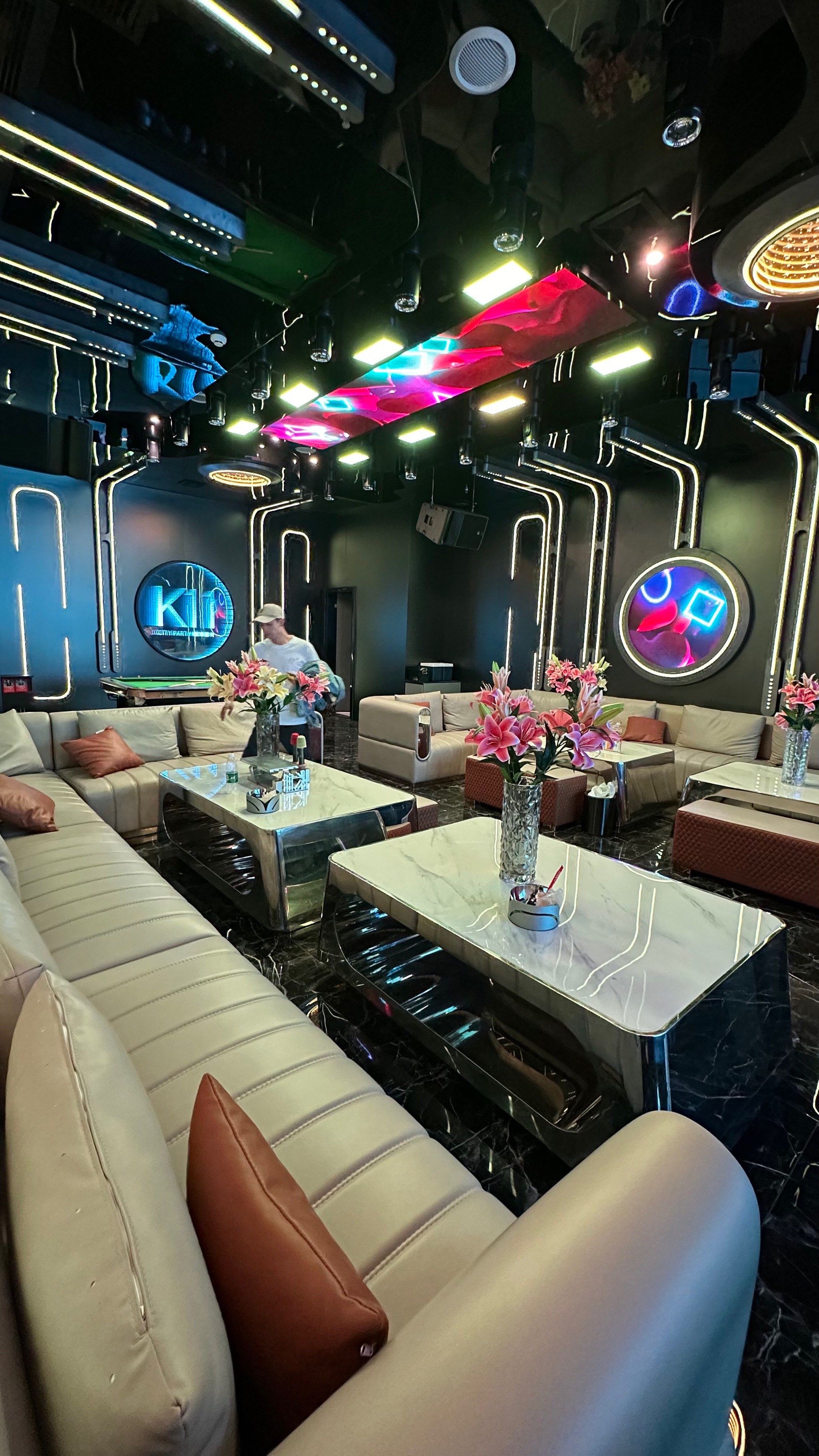 吉安商务ktv订房指南-万安县ktv预定